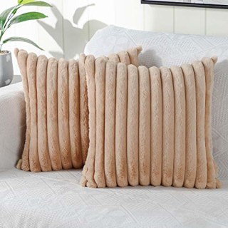 Deeland Faux Fur Throw Pillow Covers (Set of 2)