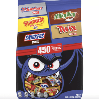 Bulk Halloween Candy Variety Pack (8 lbs., 450 ct.)