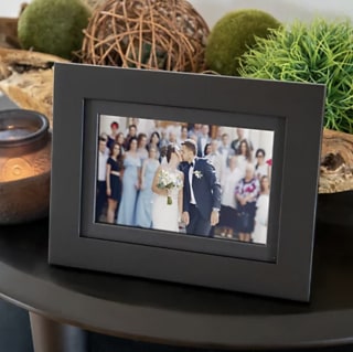 Brookstone Smart Photo Frame