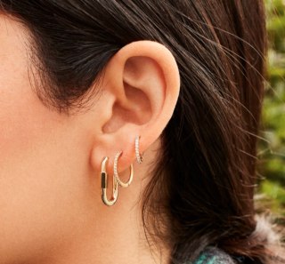 BaubleBar Niata 18K Huggie Hoops