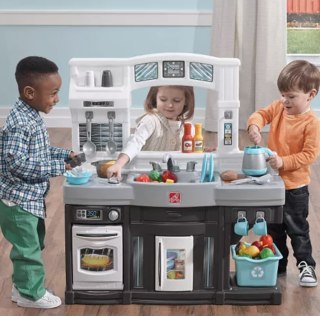 Step2 Modern Cook Kitchen Pretend Playset