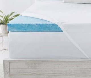Serta 3-inch Soothing Cool Gel Memory Foam Mattress Topper