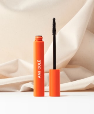 Lash-Amplifying Mascara