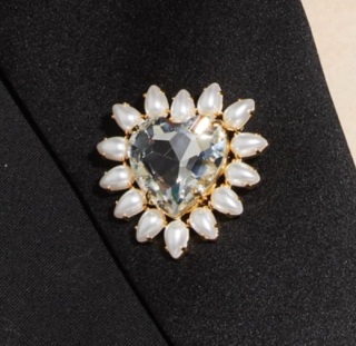 Lele Sadoughi Sweetheart Oversized Crystal and Pearly Brooch