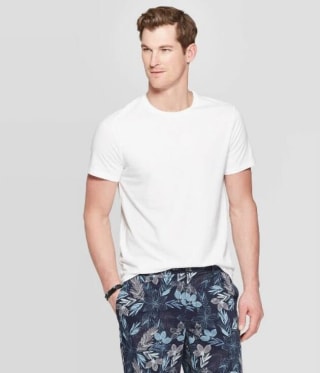 Men's Standard Fit Short Sleeve Lyndale Crew Neck T-Shirt