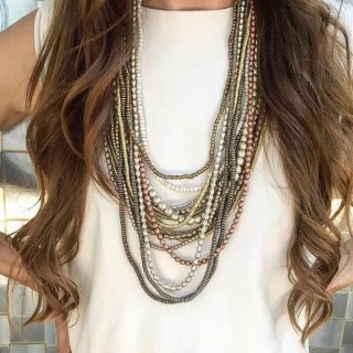 Mixed Metallic Layer Necklace Set