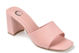 Alisia Sandal