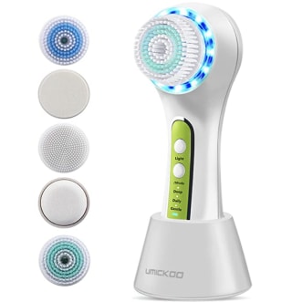 Facial Cleansing Brush