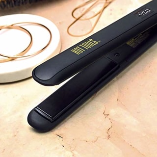 Hot Tools Pro Signature Ceramic and Tourmaline Flat Iron