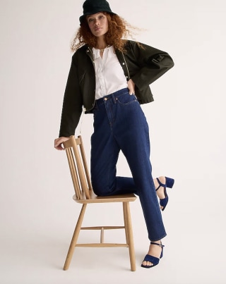 Curvy '90s Classic Straight Jean in Rinse Wash