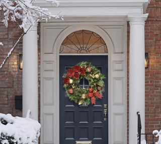 Red Amaryllis Pre-Lit 32" Decorated Wreath