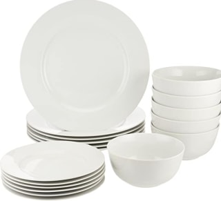 Amazon Basics 18-Piece Kitchen Dinnerware Set
