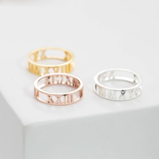 Roman Numeral Date Ring