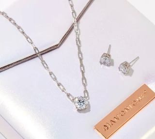 Round Cut Stud Earrings & Necklace Set with Jewelry Roll