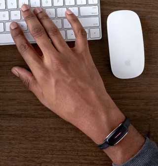 Long Distance Touch Bracelet (Singular)