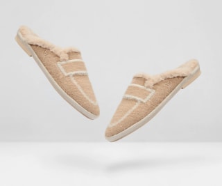 Round-Toe Fluffy Slippers