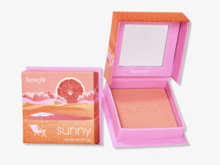 WANDERful World Silky-Soft Powder Blush