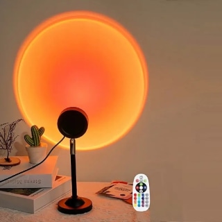 SuzySquats Sunset LED Lamp