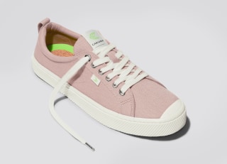 cariuma OCA Low Rose Canvas