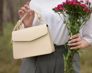 Wedding handbags for guests top