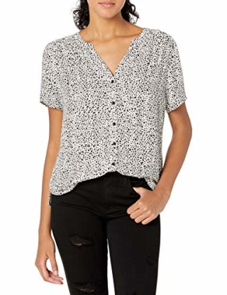 Amazon Essentials Women's Short-Sleeve Woven Blouse, Leopard, X-Small