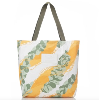 Lānaʻi Kaunaʻoa Reversible Tote