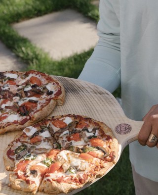 Old Pine Round Serving Board with Handle
