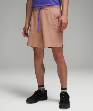 Water-Repellent Hiking Short 8"