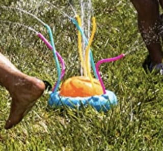 Hydro Swirl Spinning Sprinkler