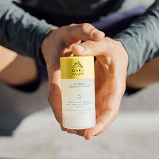 Oars + Alps Go Stick Clear SPF 35 Face Sunscreen, Skin Care Infused with Vitamin E and Antioxidants, Water and Sweat Resistant, TSA Friendly, 1.7 Oz, 1 Pack