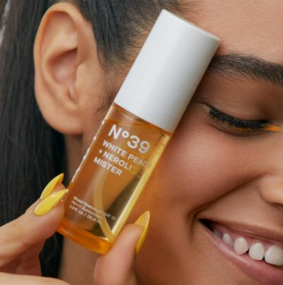 Facial Sunscreen Mist with SPF