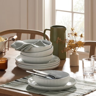 34oz Fluted Stoneware Pasta/Grain Bowl