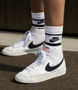 Nike Blazer Mid '77