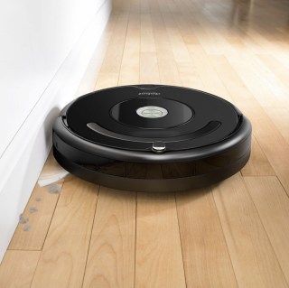 iRobot Roomba 675 Wi-Fi Connected Robot Vacuum