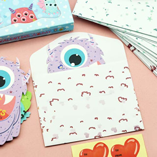 Valentine's Day Cards 25 Sets Foldable Monster Valentines Day Cards for Kids with Cute Envelopes and Heart-shaped Stickers Attractive Gift for School Exchange Party