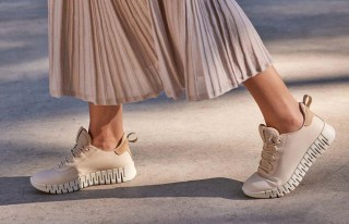 Best shoes for female teachers hot sale