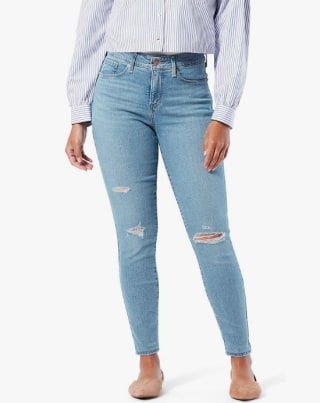 Totally Shaping Skinny Jeans