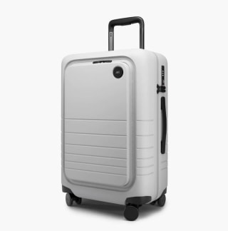 Carry-On Pro