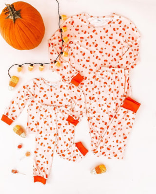 CANDY CORN PAJAMAS | Halloween matching pajamas | matching pjs | family pajamas | family pjs | Halloween costume | Halloween pajamas|jammies