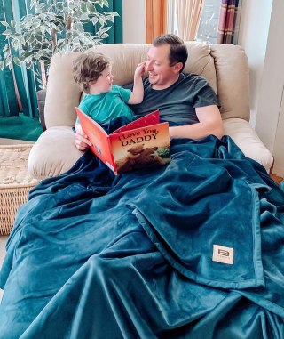 Original Stretch(TM) Blanket