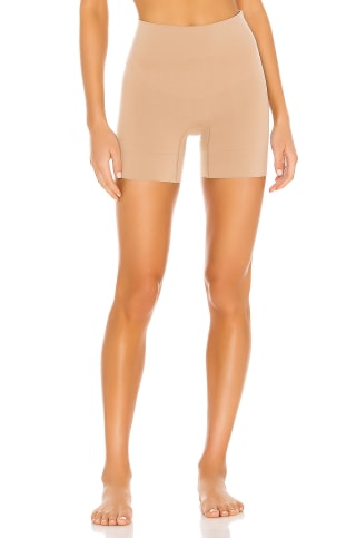bria comfortably curved smoothing short - seamless