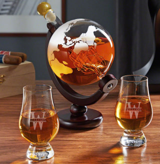 Oakmont Personalized Globe Decanter Set