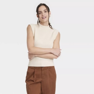 Crewneck Ribbed Sweater Vest