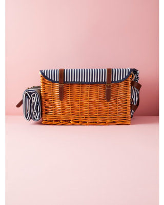 Ciroa 2-Person Picnic Basket With Blanket