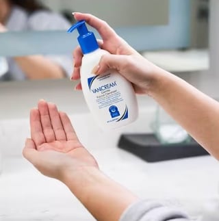 Gentle Facial Cleanser