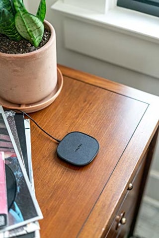 Mophie 15W Universal Wireless Charge Pad, Qi-Compatible Charger for Samsung Galaxy