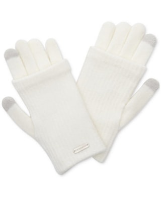 Cozy touchscreen gloves for women