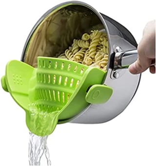 Kitchen Gizmo Snap N’ Strain Pot Strainer