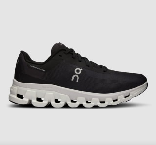 On Cloudflow 4 Running Shoe