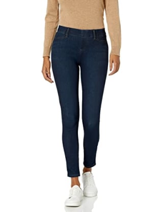 These 22 jeggings from Amazon understand my curves in a way denim rarely does